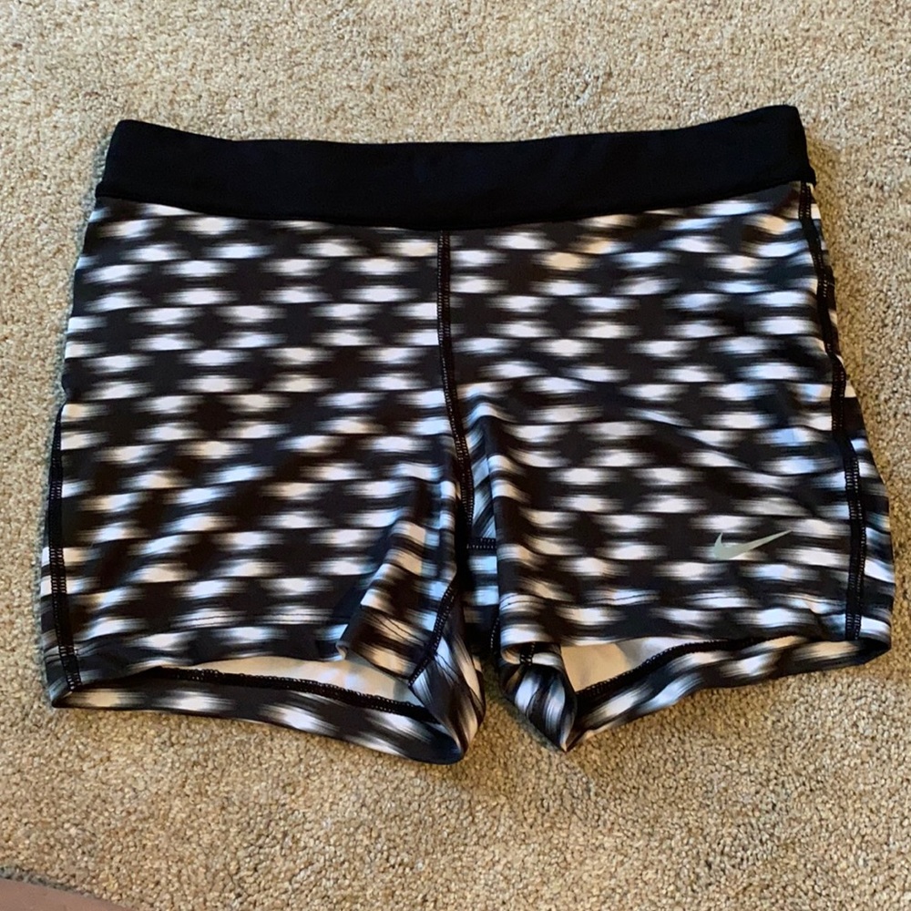 Nike compression shorts with draw string